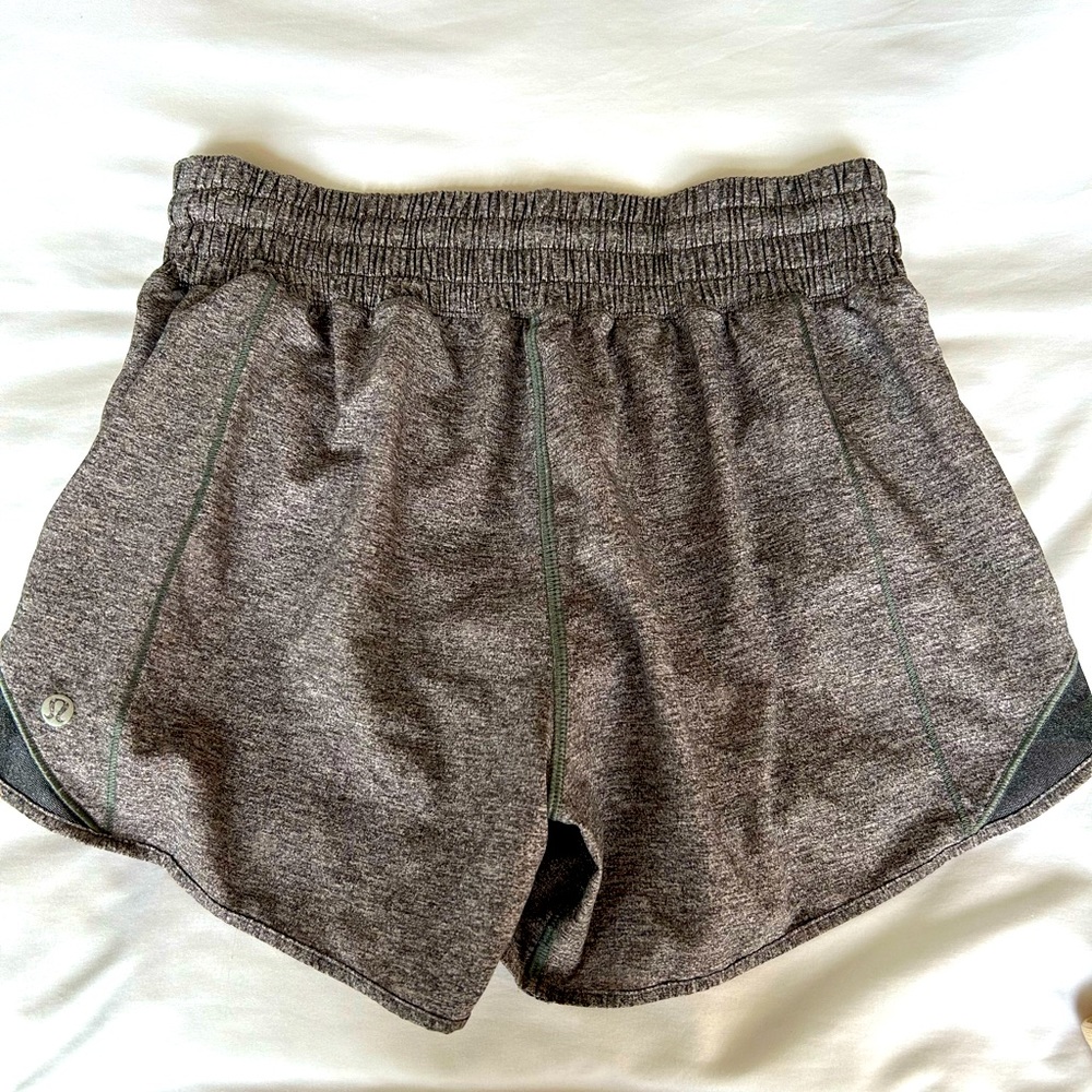 LULULEMON WOMENS SHORTS